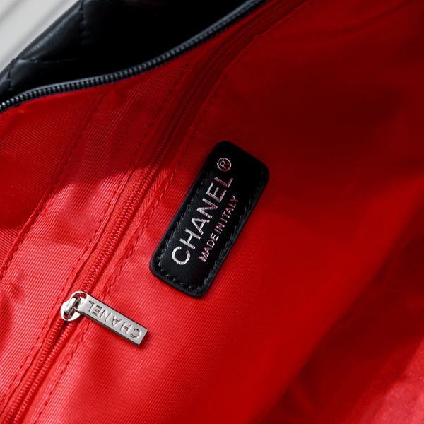 シャネルバッグ全体デザイン